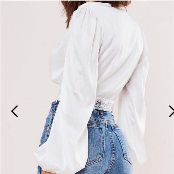 Missguided white satin lace deep plunge crop top size 4 - Picture 8 of 8